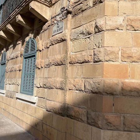 Parisio One Bedroom Maisonette In Sliema Exterior photo