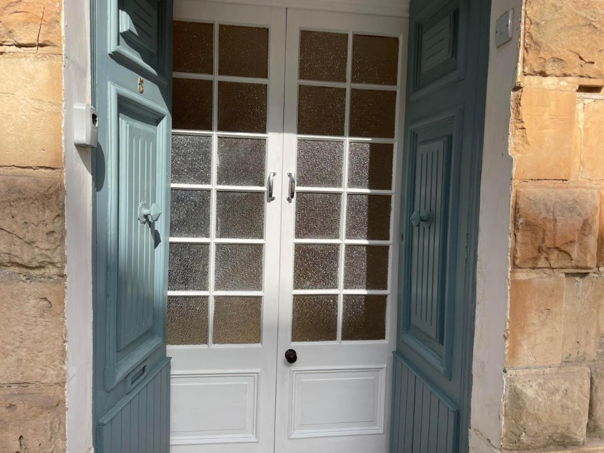 Parisio One Bedroom Maisonette In Sliema Exterior photo